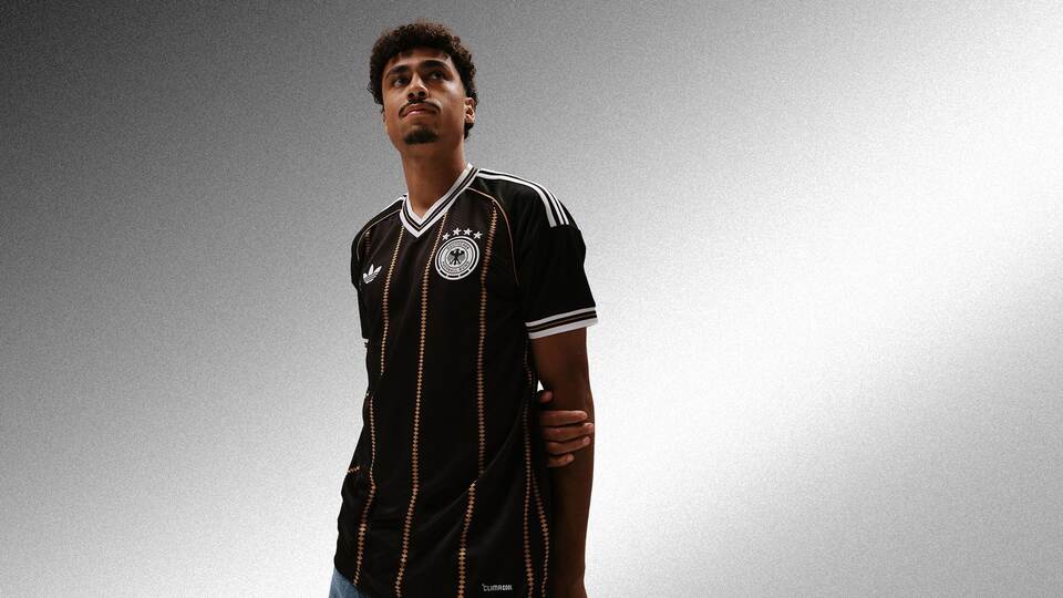 Fußball-Nationalmannschaft Fußball-Nationalmannschaft