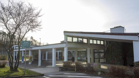 An der Eichelbergschule Ölbronner Eichelbergschule muss der Schulparkplatz saniert werden. Röhr Ölbronn Eichelbergschule