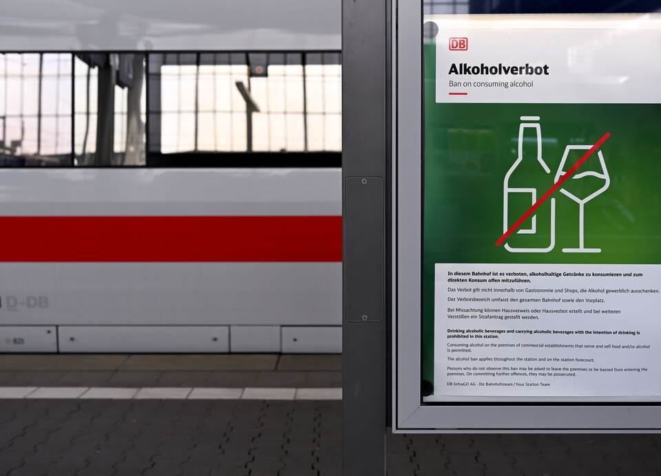 Winterzeit, Tankrabatt, Bahnhöfe – was sich im Oktober ändert Winterzeit, Tankrabatt, Bahnhöfe – was sich im Oktober ändert