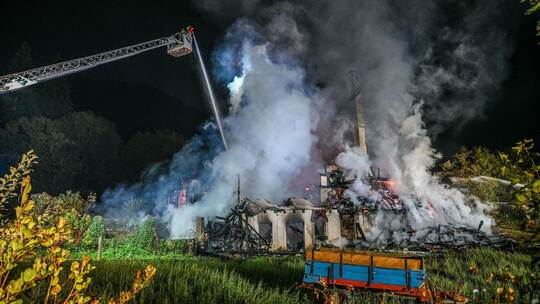 Millionenschaden nach Großbrand - Baden-Württemberg - Pforzheimer-Zeitung