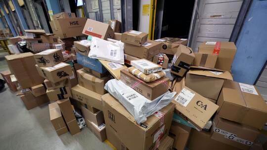Hochbetrieb beim Post-Paketdienst Hochbetrieb beim Post-Paketdienst