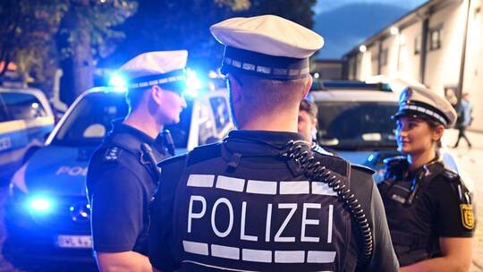 Polizei in Baden-Württemberg bekommt neue Uniform Polizei in Baden-Württemberg bekommt neue Uniform