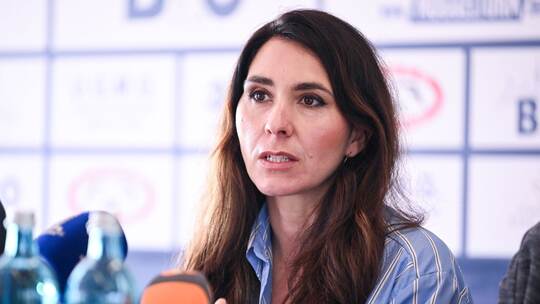 Nadine Seidenglanz. Nadine Seidenglanz.