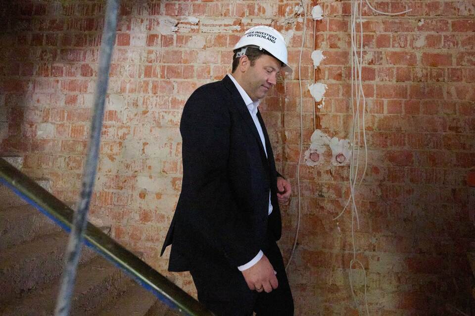 Finanzminister Klingbeil besucht Zukunftsprojekte in Deutschland Finanzminister Klingbeil besucht Zukunftsprojekte in Deutschland