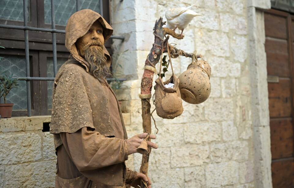 Kirche feiert Heiligen Franz von Assisi Kirche feiert Heiligen Franz von Assisi