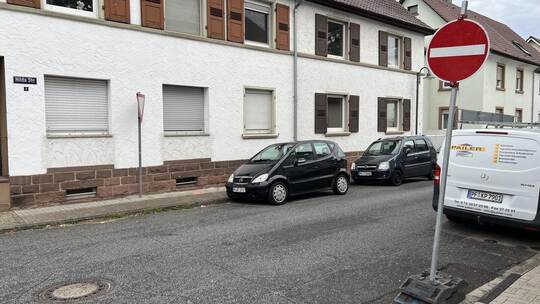 Die Hilda Straße in Wilferdingen ist für die Dauer der Baumaßnahme aus Richtung der Kinzigstraße gesperrt. Schierling