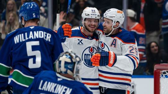 Vancouver Canucks - Edmonton Oilers