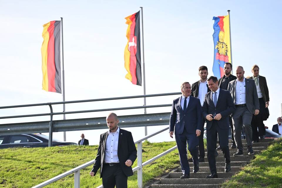 Verteidigungsminister Pistorius in Emden Verteidigungsminister Pistorius in Emden