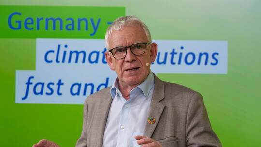 Umweltstaatssekretär Jochen Flasbarth Umweltstaatssekretär Jochen Flasbarth