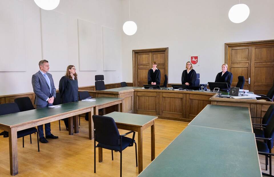 Germanwings-Prozess: Gericht weist Klage Hinterbliebener ab Germanwings-Prozess: Gericht weist Klage Hinterbliebener ab