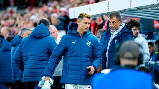 Cristiano Ronaldo Cristiano Ronaldo