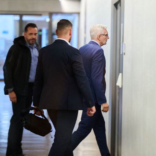 Spionagevorwürfe gegen Ex-BND-Präsident Hanning