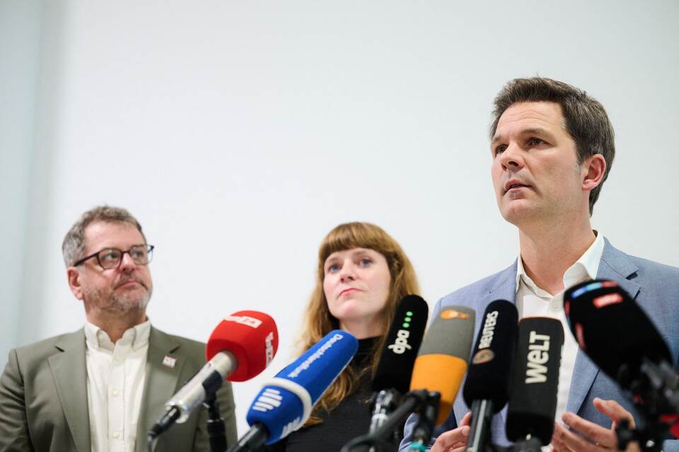 Regierungsbildung nach der Wahl zum Berliner Abgeordnetenhaus Regierungsbildung nach der Wahl zum Berliner Abgeordnetenhaus