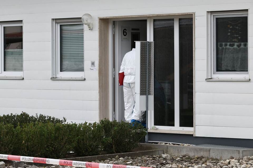 Zwei Behördenmitarbeiter bei Waffenkontrolle erschossen Zwei Behördenmitarbeiter bei Waffenkontrolle erschossen