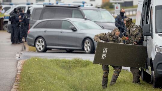 Größerer Polizeieinsatz in der Oberpfalz Größerer Polizeieinsatz in der Oberpfalz
