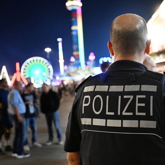 Polizei auf den Cannstatter Wasen