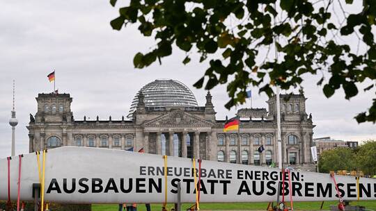 Demonstration für Erneuerbare Energien