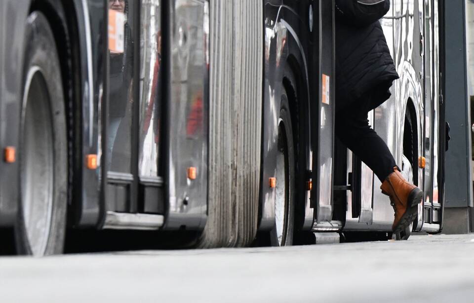 Vor Warnstreiks im öffentlichen Nahverkehr - Esslingen