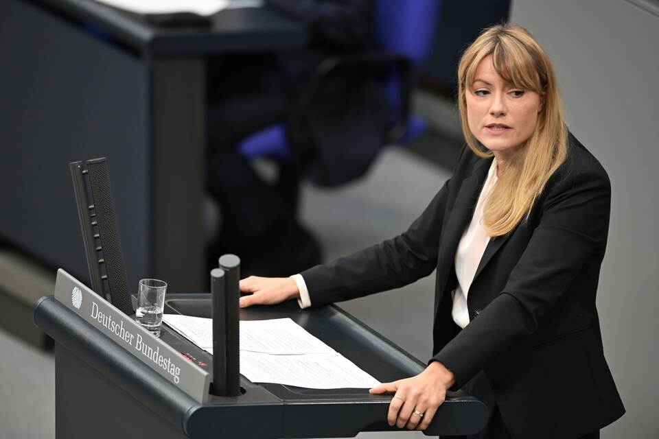 Clara Bünger Clara Bünger