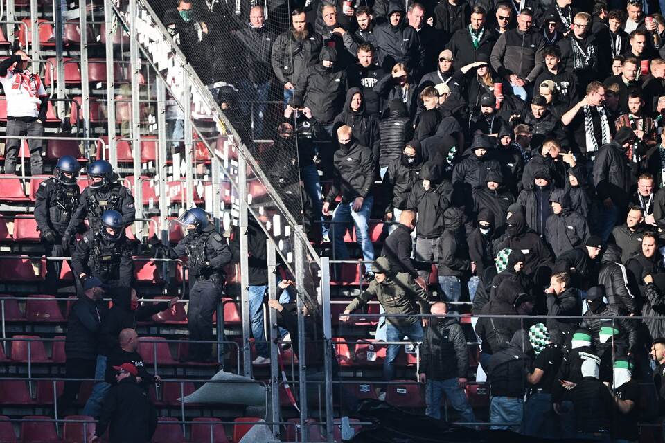 1. FC Köln - Bor. Mönchengladbach 1. FC Köln - Bor. Mönchengladbach