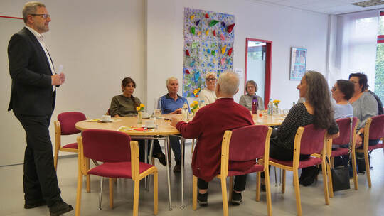 Beim „Heldenfrühstück“ geht es um einen Moment der Entspannung, aber auch um den gegenseitigen Austausch, bei dem Sozialdezernen