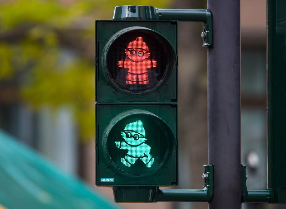 Ost-Ampelmännchen wird 65 Ost-Ampelmännchen wird 65
