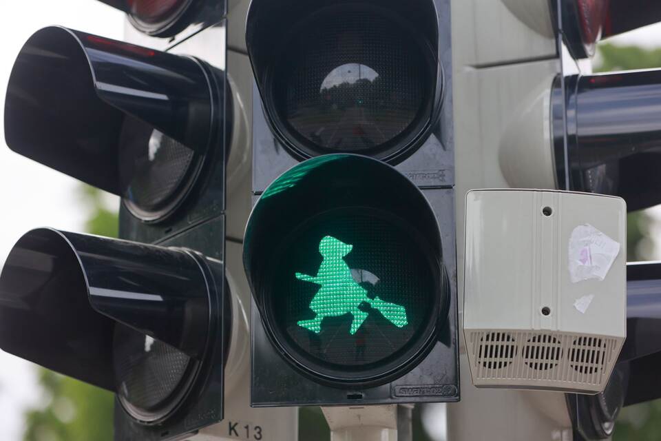 Ost-Ampelmännchen wird 65 Ost-Ampelmännchen wird 65