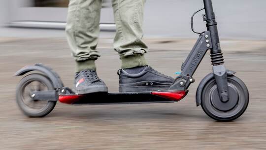 Schwerer Unfall mit E-Scooter Schwerer Unfall mit E-Scooter