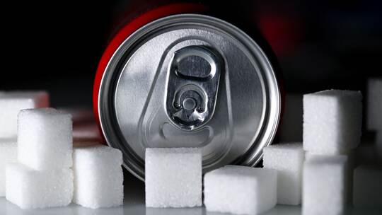 Softdrinks mit Zucker Softdrinks mit Zucker