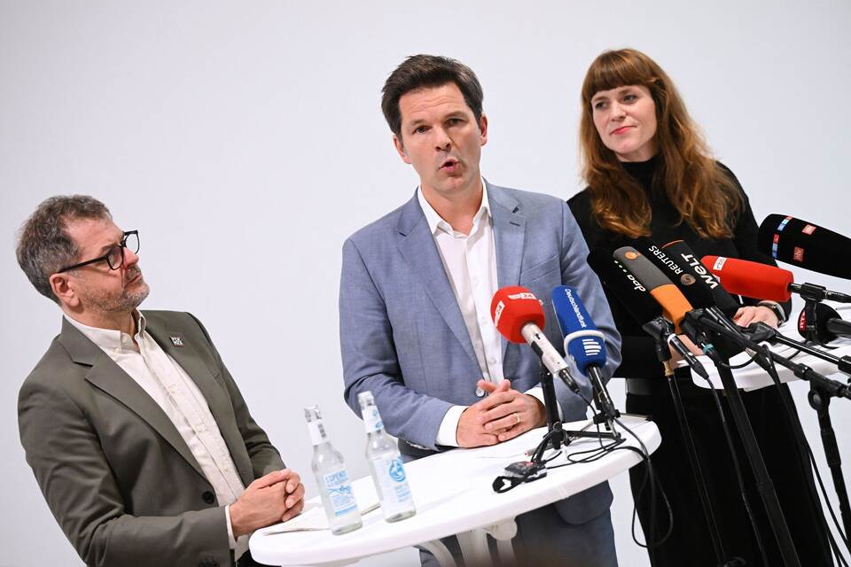 Regierungsbildung nach der Wahl zum Berliner Abgeordnetenhaus Regierungsbildung nach der Wahl zum Berliner Abgeordnetenhaus