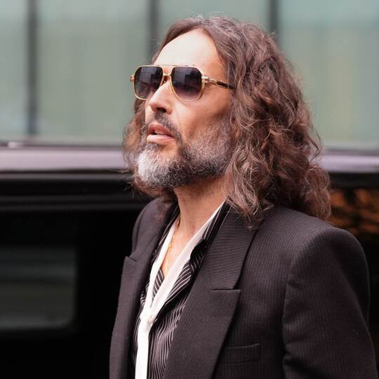 Schauspieler Russell Brand vor Gericht in London