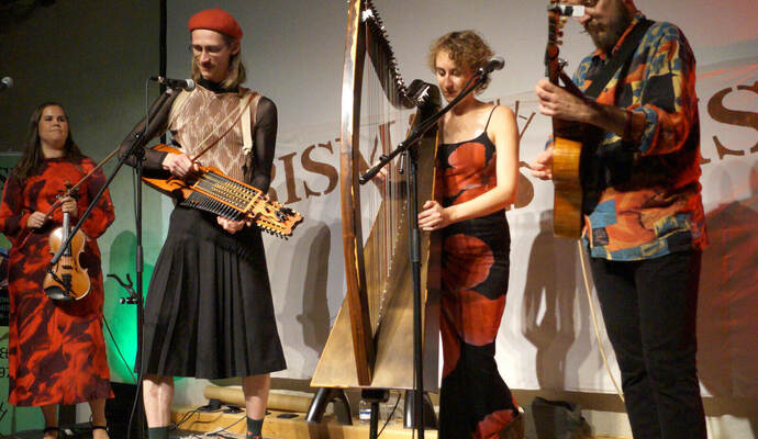 „Woodlands Bäckafall“ begeistert im Prisma Folkclub