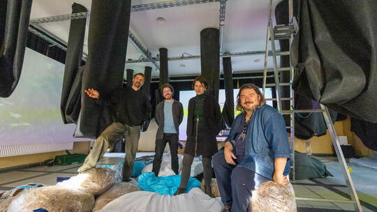 Architekt und Designer Semyon Bondarenko (von links), Sounddesigner Alejandro Weyler, Filmemacherin Yulia Lokshina und der künst