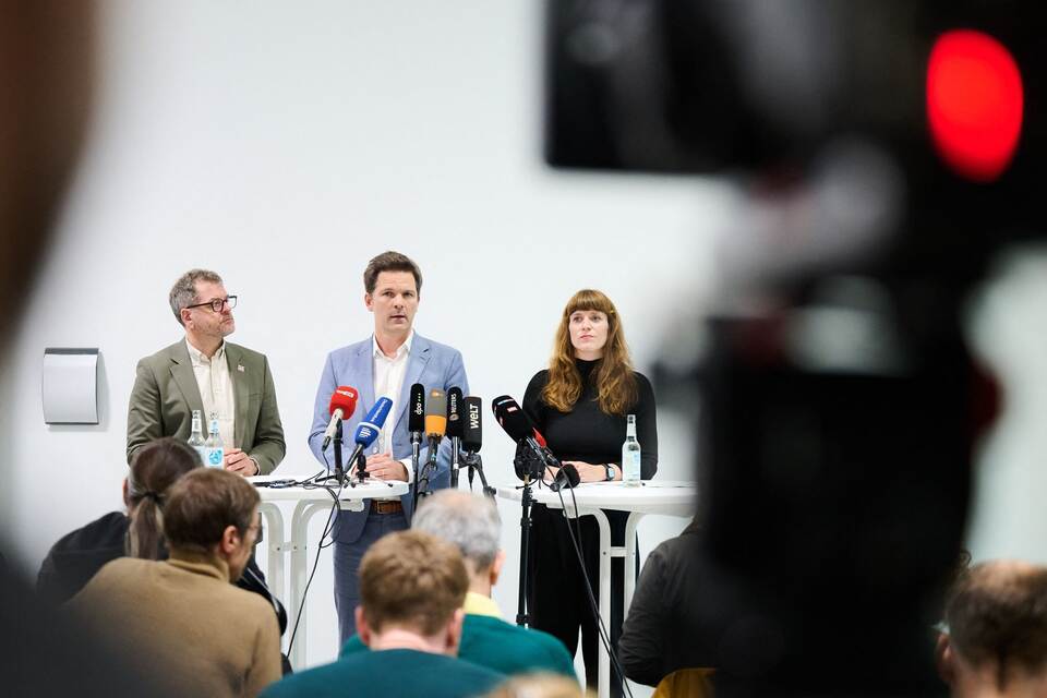 Regierungsbildung nach der Wahl zum Berliner Abgeordnetenhaus Regierungsbildung nach der Wahl zum Berliner Abgeordnetenhaus
