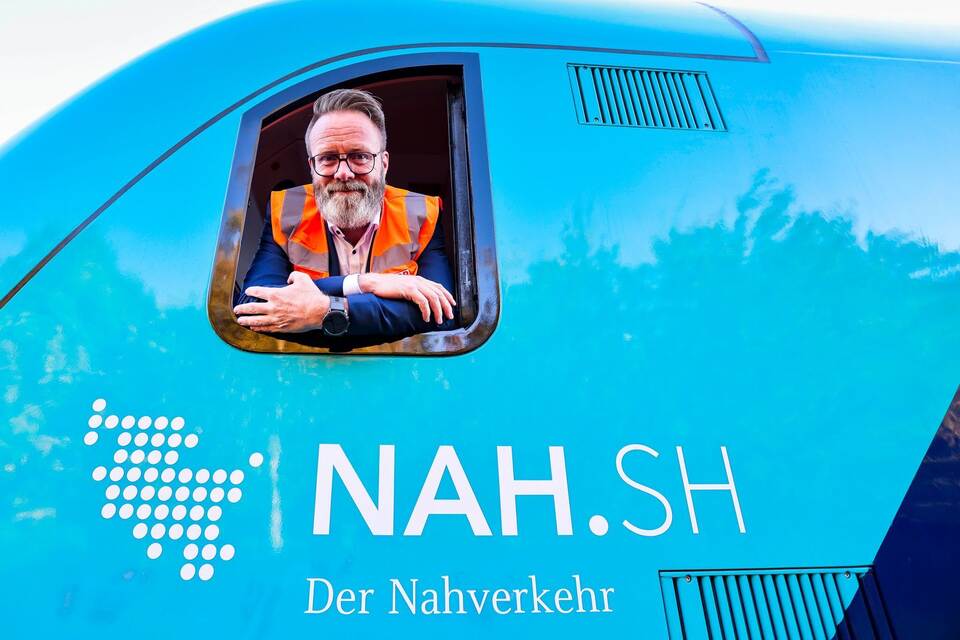 Claus Ruhe Madsen