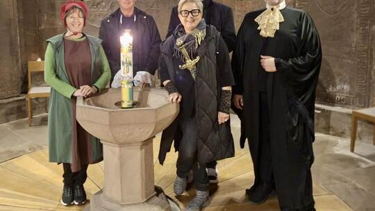 Andrea Pfrommer, Uwe Didio, Gerhard Baral, Heike Reisner-Baral und Udo Schlittenhardt (von links) bei der Erlebnistour in der Sc