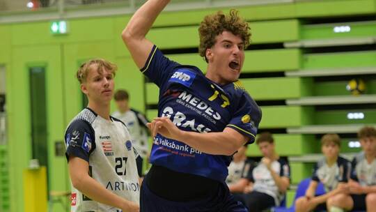 Attacke: Hannes Brosi von der B-Jugend der SG. Michael Ripberger