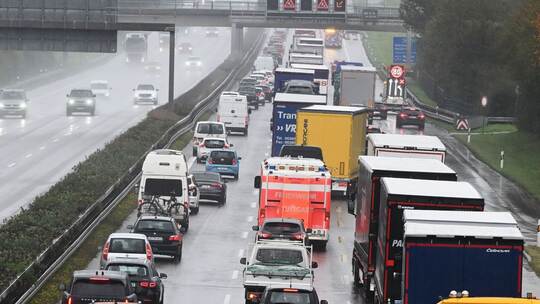 Vor dem Start der Herbstferien in Baden-Württemberg - Verkehr Vor dem Start der Herbstferien in Baden-Württemberg - Verkehr