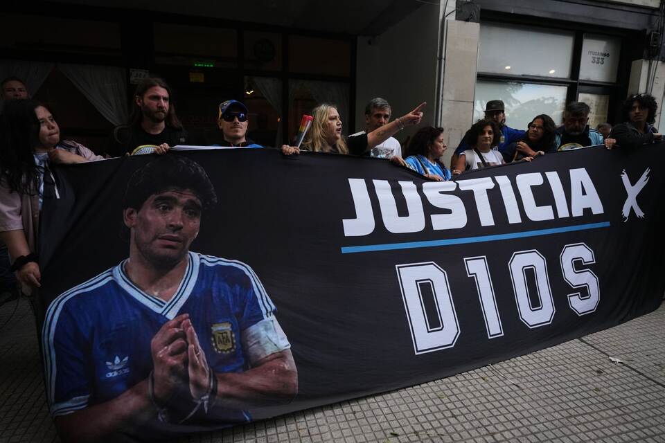 Prozess um Maradonas Tod Prozess um Maradonas Tod
