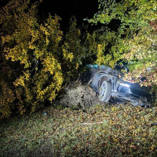 Rund 400.000 Euro Schaden nach Unfall mit Ferrari auf Autobahn