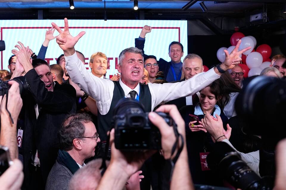 Präsidenten- und Parlamentswahl in Serbien Präsidenten- und Parlamentswahl in Serbien