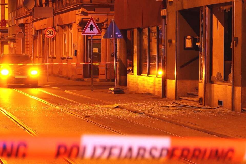 Explosion in Mannheimer Cafe
