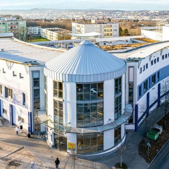 Die Handelskette Metro hat sich vom Gebäudekomplex an der Haidachstraße 4-6 wieder getrennt. Foto: Jones Lang La Salle
