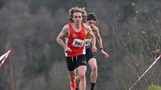 Vorjahressieger Markus Görger bekommt dieses Jahr beim Sparkassencross noch mehr Konkurrenz aus dem Ausland. Foto: Peter Hennric