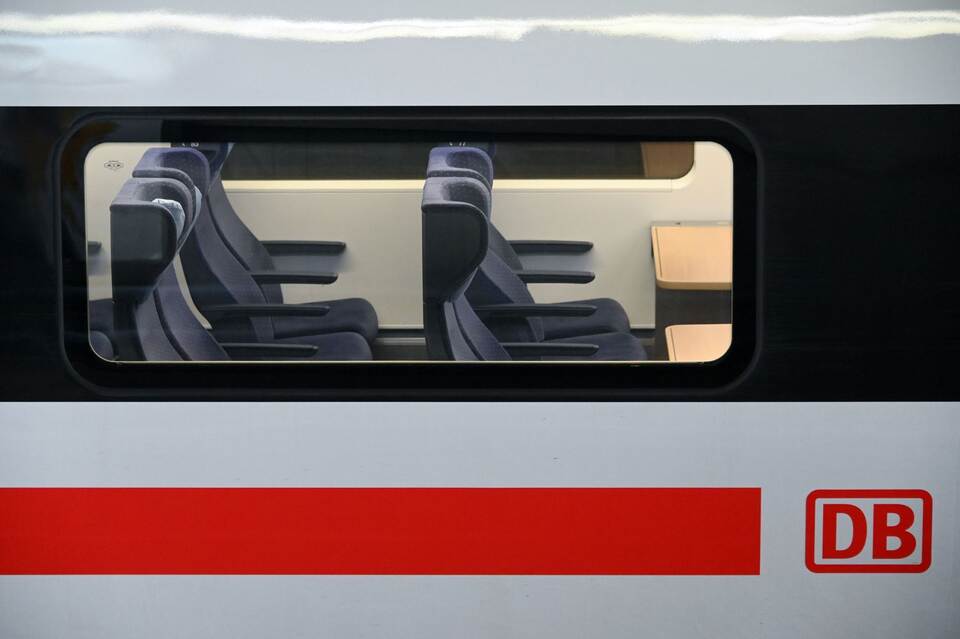 Bahn, Kredite, Weihnachtsmarkt – was sich im November ändert Bahn, Kredite, Weihnachtsmarkt – was sich im November ändert
