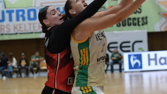 Keltern (rechts Ana Mandic, hier gegen Carolina Guerrero) musste sich gegen Girona geschlagen geben. Ripberger
