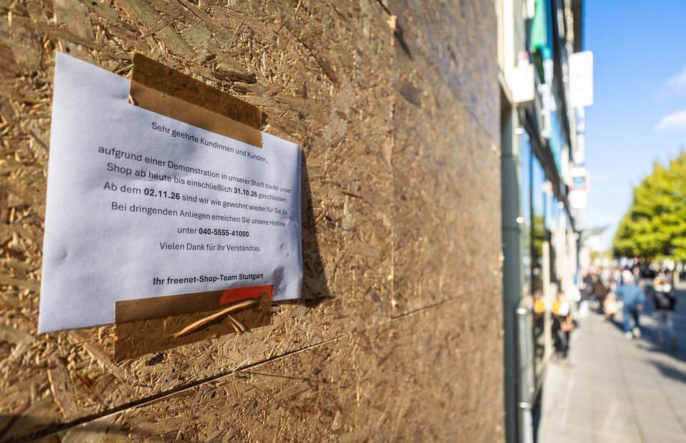 Vor Demonstrationen „Gen Z regelt“ - Vorbereitung Einzelhandel Vor Demonstrationen „Gen Z regelt“ - Vorbereitung Einzelhandel