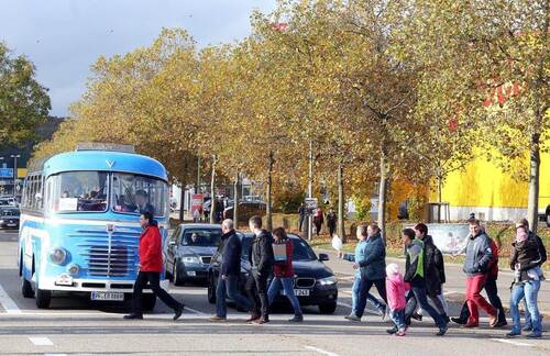 Verkaufsoffener Sonntag Auf Der Wiho Stehen Kunden Alle Turen Offen Pforzheim Pforzheimer Zeitung
