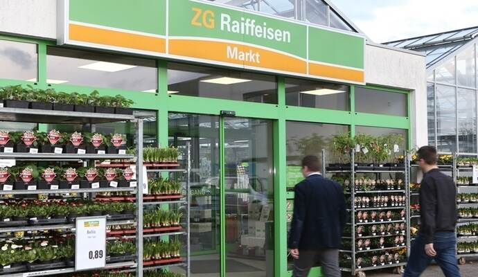 ZG Raiffeisen Markt Traditionsbewusst, aber auch offen für Neues