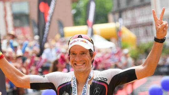 Triathlet Sebastian Kienle gewann den Ironman-EM-Titel in Frankfurt am Main. Foto: Arne Dedert